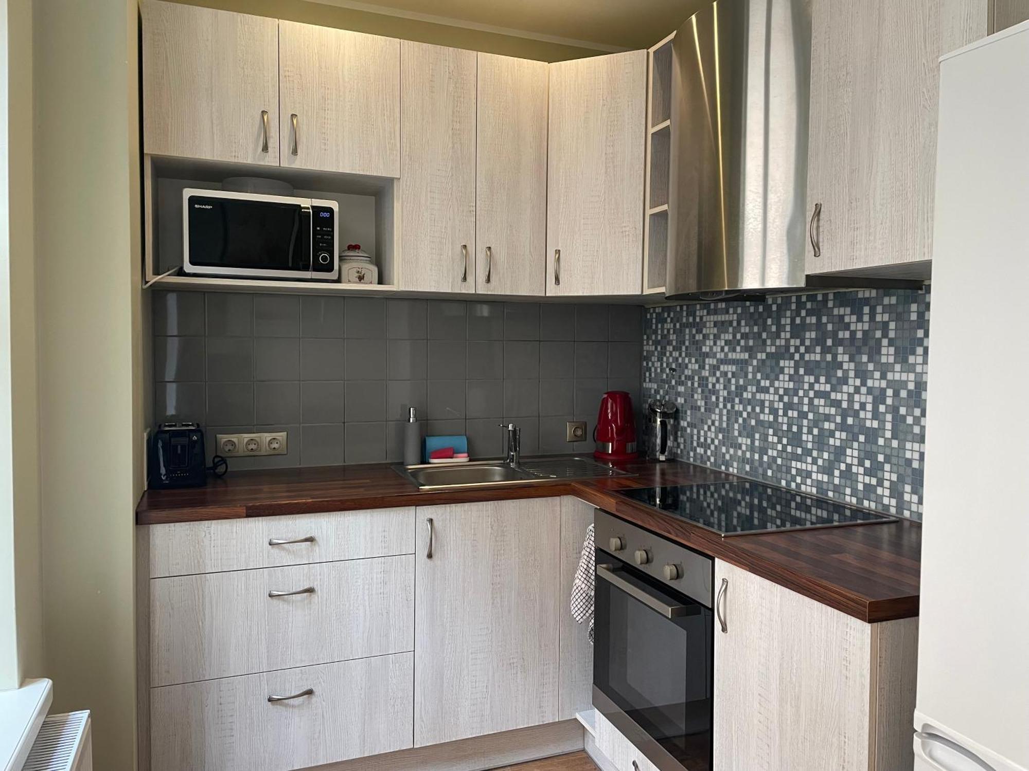 Spacious Holiday Apartment With Wifi And Parking 페르누 외부 사진
